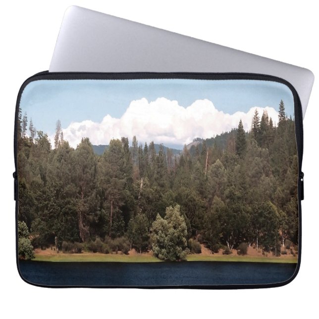 Ewing Reservoir in het voorjaar...... Laptop Sleeve (Voorkant)