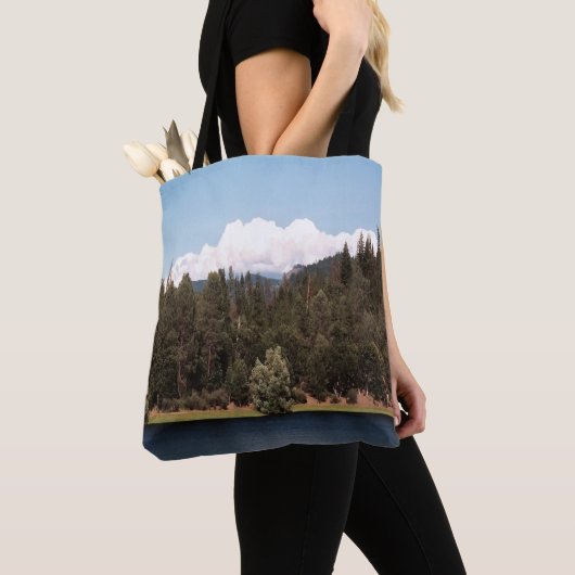Ewing Reservoir in het voorjaar...... Tote Bag (Dichtbij)
