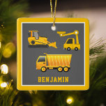 Excavator Dump Truck Construction Theme Kinder Roo Keramisch Ornament<br><div class="desc">Pas deze schattige vierkant versiering aan met de naam van je kind om je eigen unieke kamerversiering voor aangepaste jongens te creëer.</div>