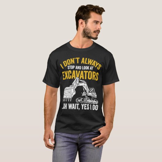 Excavator Vader en Zoon Zware Apparatuur T-shirt (Voorkant volledig)