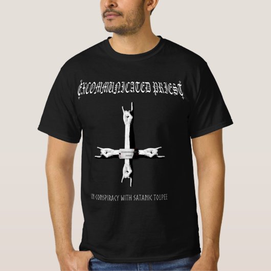 Excommuniceerde priester in samenzwering T-shirt (Voorkant)