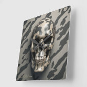 EXISTENTIËLE LITE Memento Mori Camo Skull Vierkante Klok (Hoek)