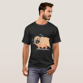 Existentiële Verwarring Zweterige Pug Meme T-shirt (Voorkant volledig)