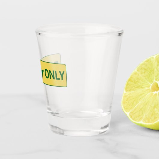 EXIT ONLY Shot Glass – Bold Arrow Barware Glas (Rechts)