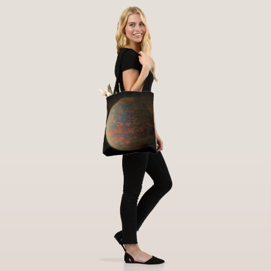 Exoplanet 55 Cancri E en het gesmolten oppervlak Tote Bag (Op model)