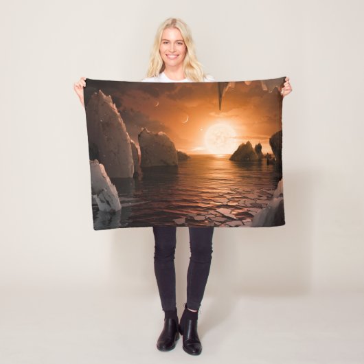 Exoplanet Trappist-1f vanaf zijn ijzige nachtzijde Fleece Deken (In situ)