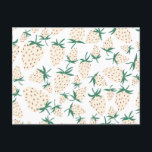 Exotic White aardberies Love Romance Friendship Briefkaart<br><div class="desc">Kijk eens naar deze zoete en kleurrijke kunst,  met de hand die ik voor je gemaakt heb! Voel je vrij om je eigen tekst toe te voegen of de kleuren te wijzigen. Bezoek mijn winkel voor meer!</div>