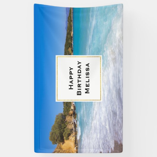 Exotisch strand tropisch eiland paradijs verjaarda spandoek (Verticaal)