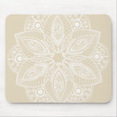 Exotisch wit Mandala op beige achtergrond Muismat (Voorkant)