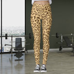 Exotische Cheetah Print Leggings<br><div class="desc">Natuurlijke luipaardprint met mosterdbruine en zwarte kleuren Leggings zijn een gedurfde en modieuze keuze met een levendige bruine achtergrond en een ingewikkeld luipaardprintpatroon. De unieke combinatie van de opvallende bruine kleur en de klassieke luipaardprint creëer is een boeiende versmelting van moderne en animalistische esthetiek. Deze leggings zijn veelzijdig, geschikt voor...</div>