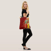 Exotische veren op rood tote bag (Op model)