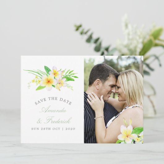 Exotische Waterverf Frangipani Wedding Save the Da Save The Date (Staand voorkant)