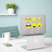 Expressieve Emoji Gezicht 6 Collectie Aangepaste N Sticker (Laptop op bureau)