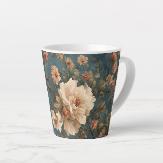  Exquise witte en weelderige koraalrode bloemen Latte Mok (Rechterhoek)