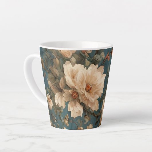  Exquise witte en weelderige koraalrode bloemen Latte Mok (Linkerhoek)