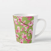 Exquisite Cherry Blossom Florals op Chartreuse Latte Mok (Rechts)