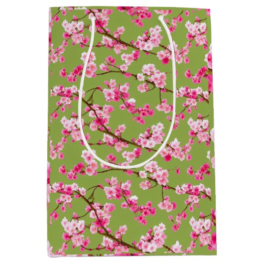 Exquisite Cherry Blossom Florals op Chartreuse Medium Cadeauzakje (Voorkant)