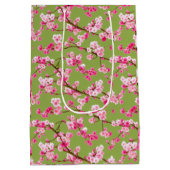 Exquisite Cherry Blossom Florals op Chartreuse Medium Cadeauzakje (Achterkant)