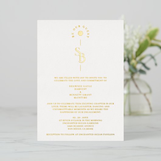 Exquisite Chic Minimalist Gold Wedding Initials  Folie Uitnodiging (Staand Voorkant)