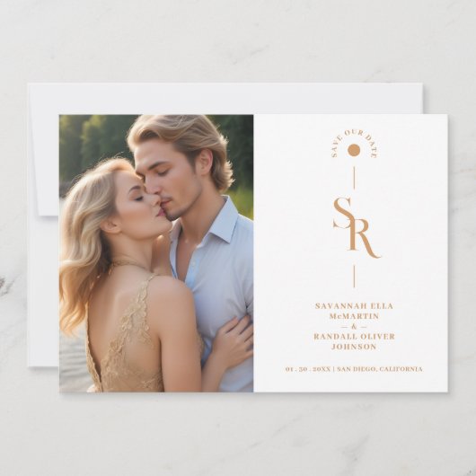 Exquisite Chic Minimalist Golden Wedding Initials Save The Date (Voorkant)