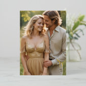 Exquisite Glam Minimalist Gold Wedding Initials  Folie Uitnodiging (Staand Voorkant)