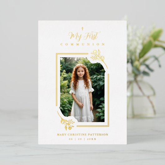 Exquisite Gold Botanical Frame First Communion Folie Uitnodiging (Staand Voorkant)