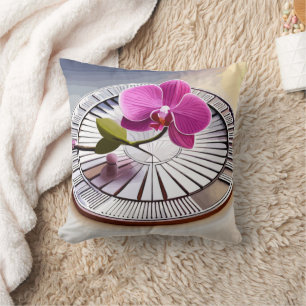 Exquisite roze orchidee Rests op zilver Bord Kussen