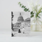 Exterior of the Capitol building with women Briefkaart (Staand voorkant)