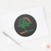 Extra geluksvogel dit jaar grappig ronde sticker (Envelop)
