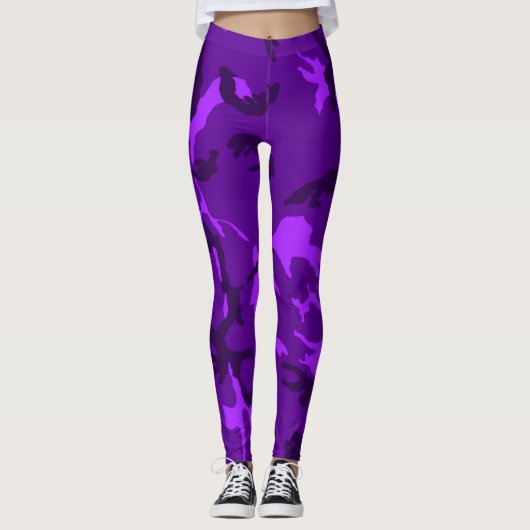 Exuberant Sassy Girl Paarse Blacklight Camo Leggings (Voorkant)