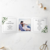 Eycalyptus en witte bloemen bloemenbruiloft drieluik programma (Binnen)