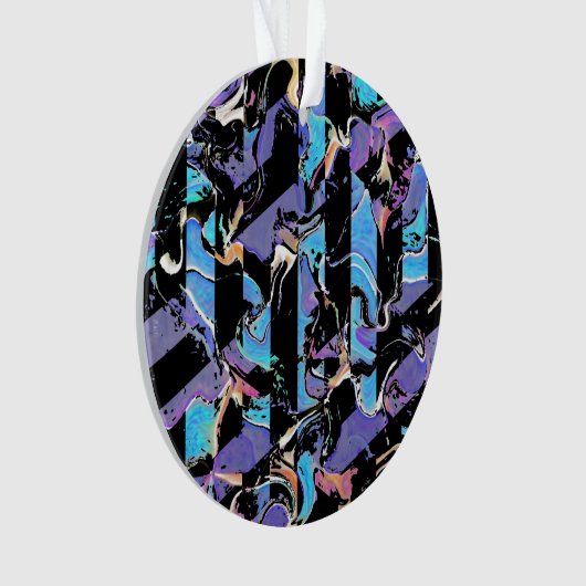 Eyesore Ornament (voorkant)