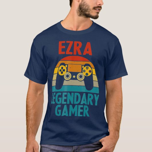 EZRA Gift Name Personalized Funny Gaming Geek T-shirt (Voorkant)