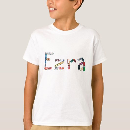Ezra in Race Cars T-shirt (Voorkant)