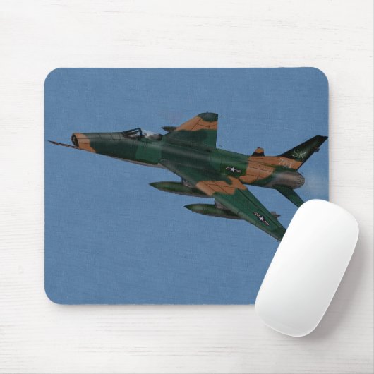 F100 Super Saber Vietnam oorlogsveteraan Muismat (Met muis)