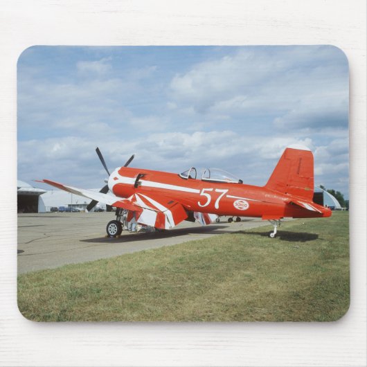 F2G-1D Super Corsair-vliegtuig aan het show van de Muismat (Voorkant)