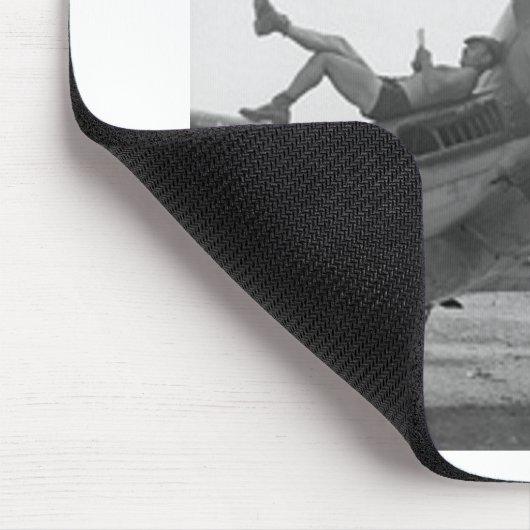 F4U CORSIAR OVER BOUGAINVILLE MUISMAT (Hoek)