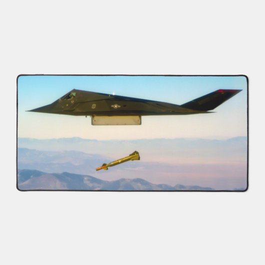 F-117 NIGHTHAWK BUREAUMAT (Voorkant)