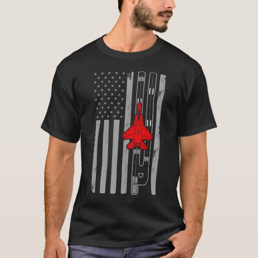F-15 Eagle Fighter Jet Amerikaanse Vlag Runway F15 T-shirt (Voorkant)