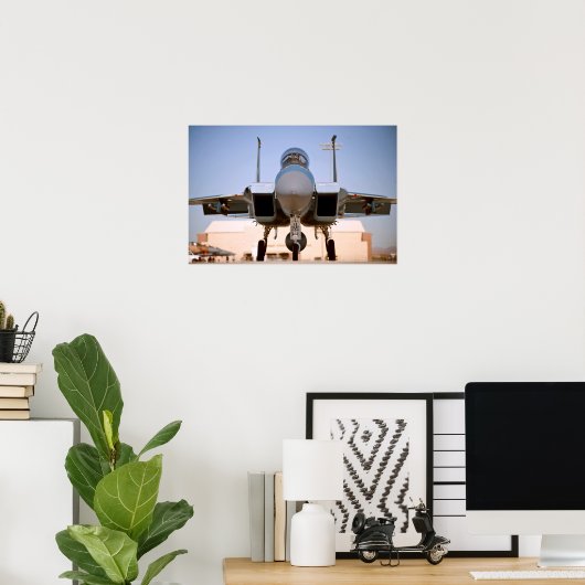 F-15 Vliegtuig met breukrijst Poster (Thuiskantoor)