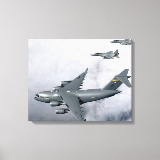 F-15B Eagles begeleiden het eerste op Hawaï gebase Canvas Afdruk (Voorkant)