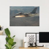 F-16 Strijd tegen valk Poster (Thuiskantoor)