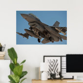 F-16 Strijd tegen valk Poster (Thuiskantoor)