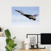 F-16 Thunderbird in flight Poster (Thuiskantoor)