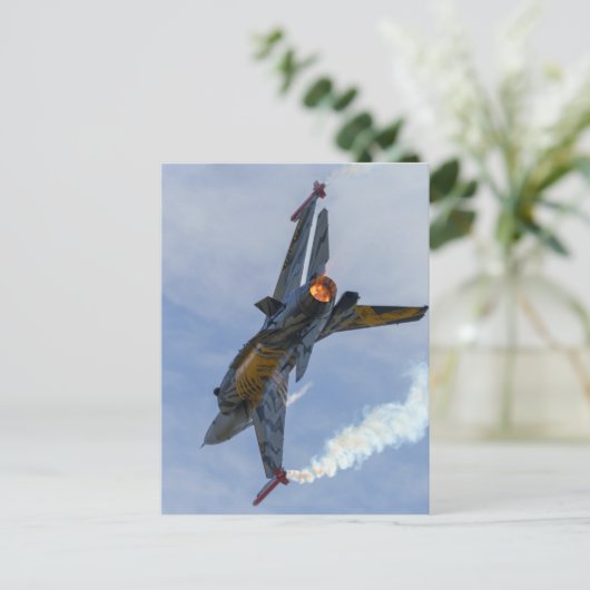 F-16 tijger draait en verbrandt acrylafdrukken briefkaart (Staand voorkant)