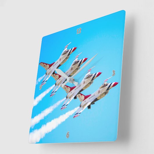 F-16C FALCON VIERKANTE KLOK (Hoek)