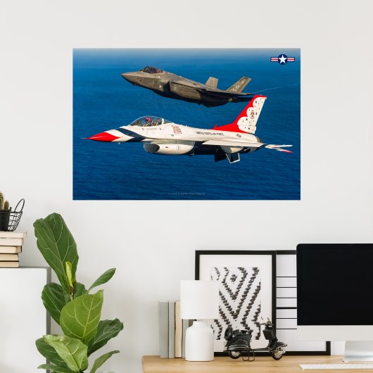 F-16C FIGHTING FALCON en F-35A LICHTING II Poster (Thuiskantoor)