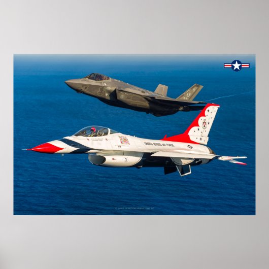 F-16C FIGHTING FALCON en F-35A LICHTING II Poster (Voorkant)