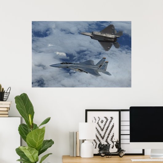 F-22 Raptor en F-15 stakingsarend Poster (Thuiskantoor)