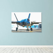 F-35C LICHTING II 24x36 Canvas Afdruk (Insitu (Houten vloer))